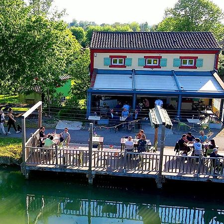 Une Bouteille Au Canal Dieupentale ภายนอก รูปภาพ